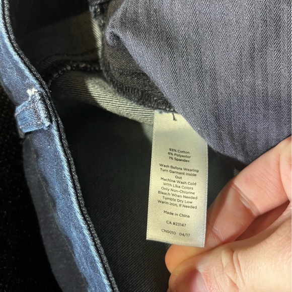 Talbots Flawless Five-Pocket Jeans Straight Leg Size 24W Dark Wash - Picture 8 of 8